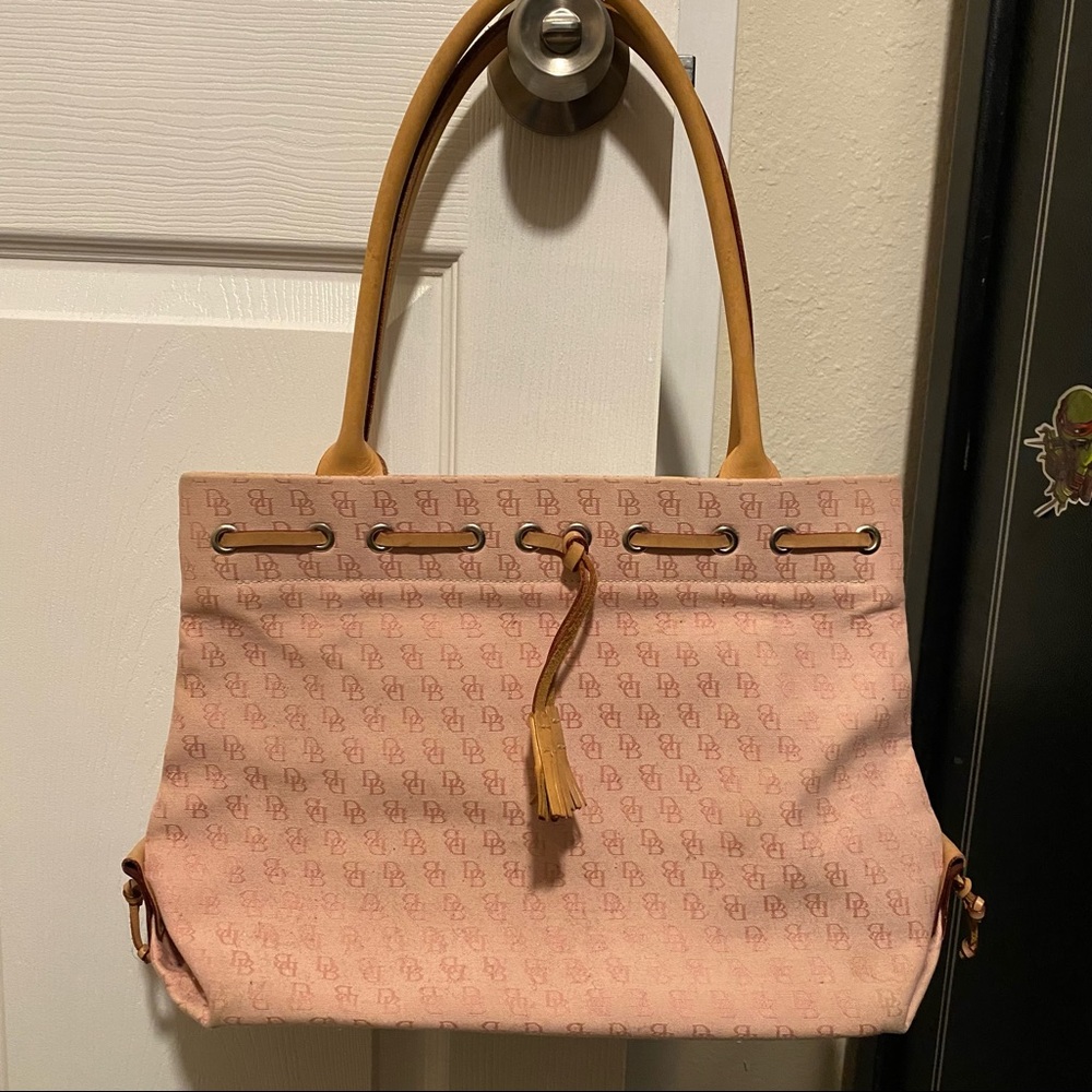 Vintage pink Dooney & Bourke tulip purse
